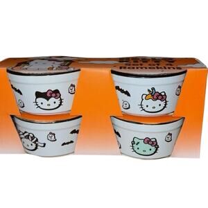 NEW Hello Kitty & Friends Halloween Costumes Set of 4 Ceramic Round Ramekins